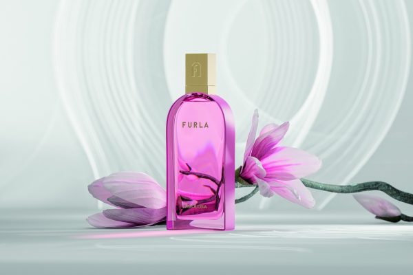 Lưu trữ hương đặc biệt dành cho phái đẹp với hàng loạt những mùi hương đến từ Furla